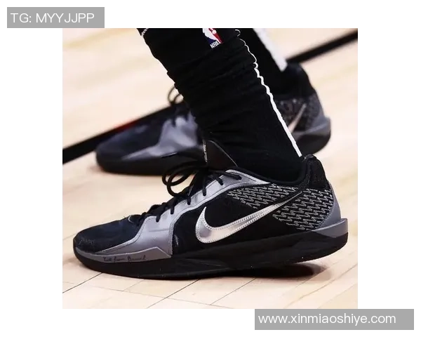 GT1足球鞋球星上脚，引领运动潮流