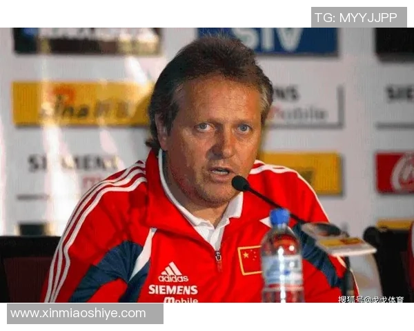 中国足球历史上最顶尖球员是谁他的成就与影响力如何